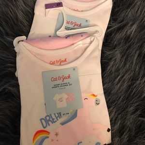 Two piece of girl pj set